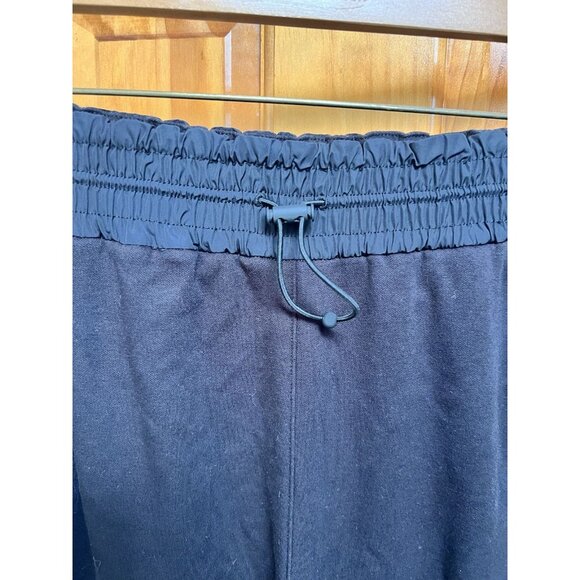 Athleta Hybrid Cropped MED Wide Leg Fleece Lined Pants Black Elastic Waist - Picture 2 of 8